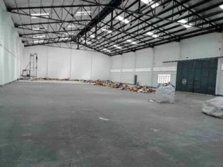 Kapanon/Magazine Me Qera ne Sharre (ID BM271) Tirane