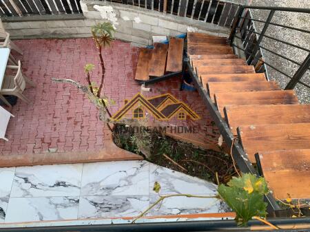 JEPET ME QERA SHTEPI PRIVATE