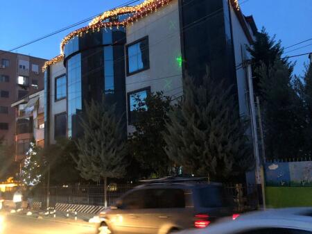 GODINE BIZNESI ME QERA 1700 M2 LAPRAKE 15.000 EURO