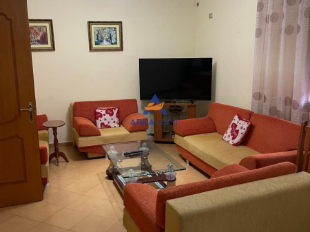 VILLA FOR SALE 300M2 "NEAR THE MOSQUE, KOMBINAT" 237,000 EURO