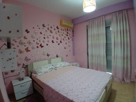 Jepet Me Qera Apartament 2+1+2 Tualete + 2 Ballkone