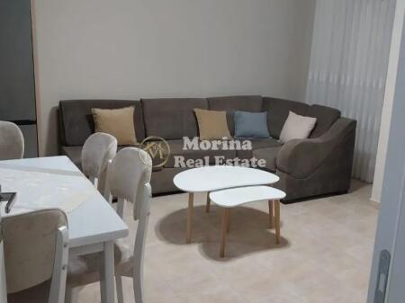 Apartament 1+1, Komuna e Parisit prane Kristal Center, 550 Euro/muaj
