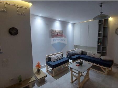 Jepet me qira apartament 1+1, Kodra e Diellit 2