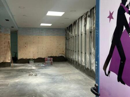 Ambient per qira tek Rruga e Elbasanit! 1,000 € /Muaj