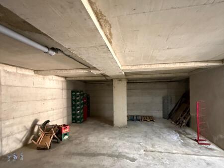 Jepet Magazine  me qera, per  Biznes ne Vile ,  ID   Elar1 13873   -   €  510  