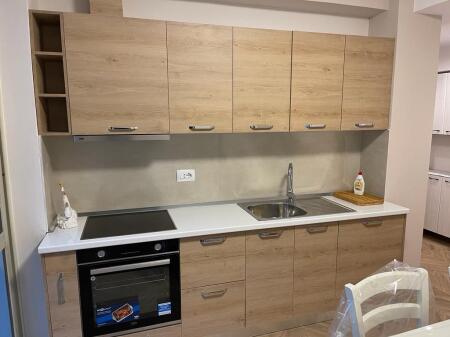 Shtepi  me qera, per  Banim ne Pallat Egzistues 3+1,  ID   Elar2 13870   -   €  750  