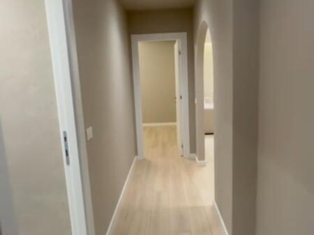 Apartament 2+1+2 per shitje tek Komuna Parisit