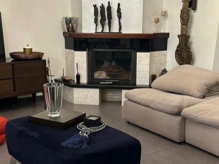 Shitet apartament 2+1+2+2 poste parkimi tek Kopshti Botanik