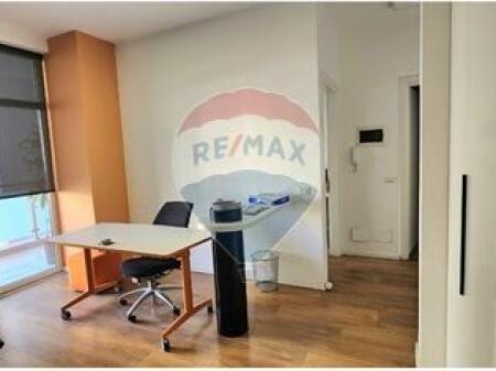 Office - For Rent - Tish Dahia Street, Tirana