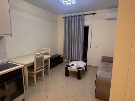 Apartment 1+1 for rent at American Hospital 2!