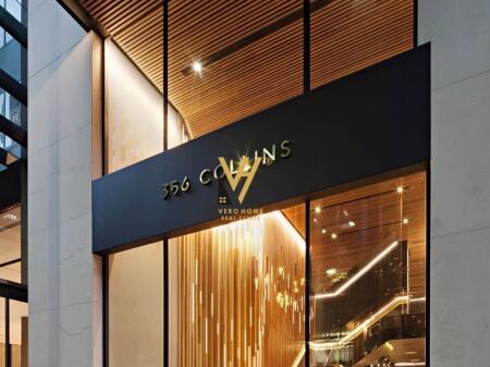 SHITET DYQAN 83 M2 TE RRUGA E KAVAJES 600.000 EURO