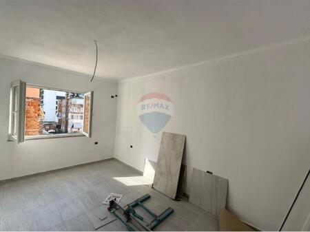 Apartment for Rent – Skënderbej Square, Tirana