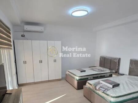 Rent, Studio, Center, 550 Euro/Month.