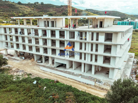 SHITEN APARTAMENTE "NE KOMPLEKSIN REZIDENCIAL PRANE BREGDETIT VLORE" (CMIMI SIPAS M2)