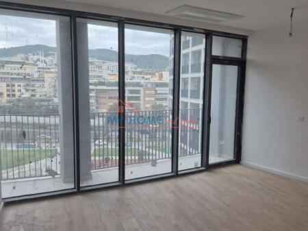 Zyre me qera tek Lake View Residences