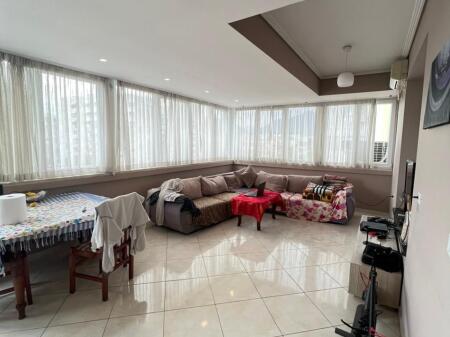 Super Appartamento 2+1 in Vendita 189.000 EURO  Ex Parco, vicino Globe, Tirana  