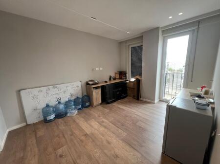 🏡 Shitet apartament 3+1 te 21 Dhjetori