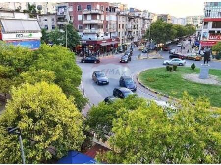 Shop for Rent – Abdyl Frashëri Street, Tirana (Juridical Zone, Bllok)