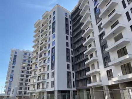 Shitet apartament 2+1 Turdiu, ish fusha e aviavconit