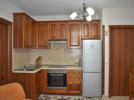 🏢Tirana Prosecutor's Office, Haxhi Hysen Dalliu Street, furnished 2+1 apartment for rent. 60,000Leke