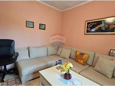 Apartament - Për Shitje - Rruga Sitki Çiço, Tiranë (ID: 530201017-608)