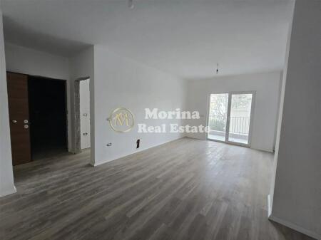 Shitet, Apartament 1+1, ne Laprake, te Kompleksi Aura, 126000 Euro.