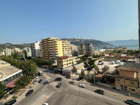 Apartament me qira 2+1 / Vlore
