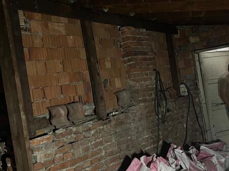 Shitet Apartament tek Shallvaret, super mundesi per investim