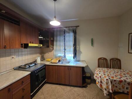 Apartment 2+1 with parking space for rent in the center of Tirana!
