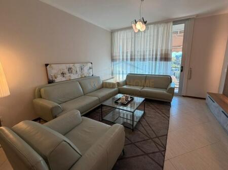 AFFITTASI APPARTAMENTO 2+1+2 PRESSO GALERIA ETC, VIA ELBASANIT