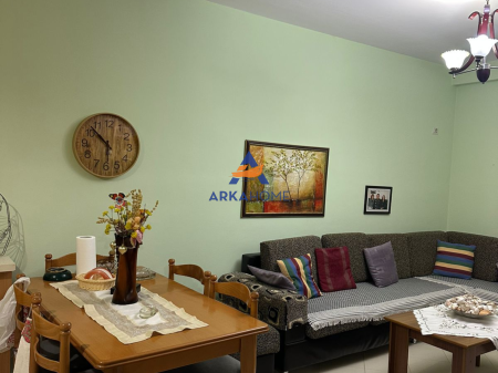 JEPET APARTMENT ME QERA 1+1+BALLKON "FRESK,PRANE RESTORANT FRESKUT" 400 EURO