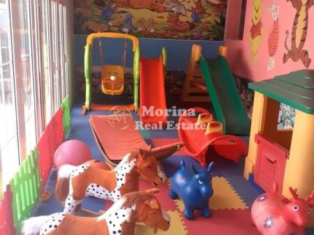 Qera, Ambjent Biznesi ,Rr.Besim Alla,1000 euro/muaj