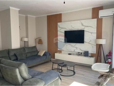 Apartament - Për Shitje - Laprakë, Tiranë(ID: 530561003-9)