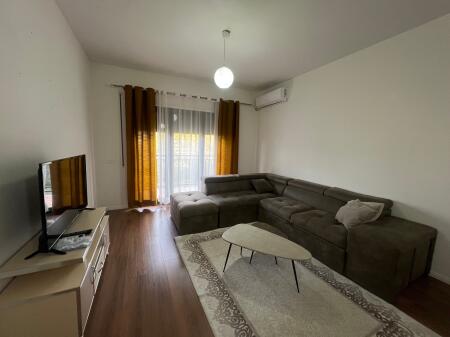 Qera, Apartament 1+1+Post Parkimi, Green City