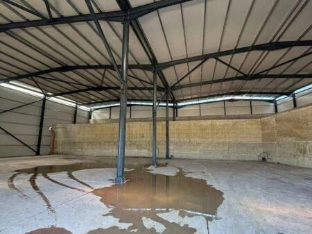 Kapanon me qira pranë Autostradës Tiranë–Durrës