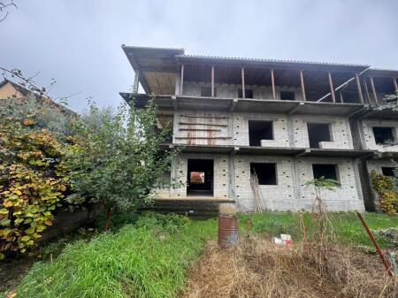 3-storey building for sale, Nuri Kello Street, near Jordan Misja Street