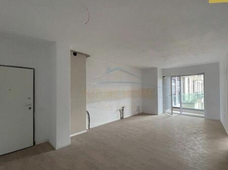 In vendita, Appartamento 2+1+2 – Via Jordan Misja, vicino all'Università Beder