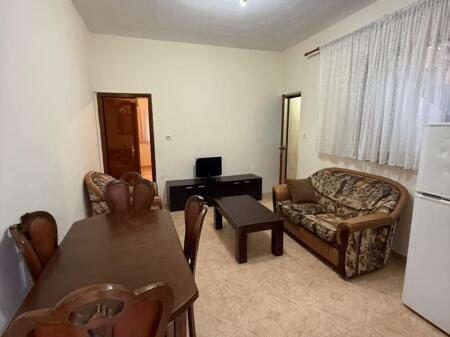 🏠 Jepet me Qira – Kati i Dytë i një Shtëpie Private