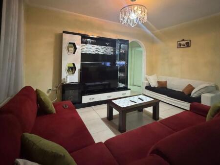 For rent 2+1+2 near Kmy, Yzberisht