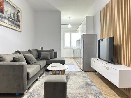 Apartment 1+1 for rent at Rruga e Dibres!