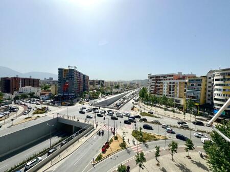 SHITEN 4 APARTAMENTE  4 POSTE PARKIMI NE ASTIR