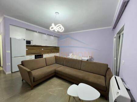 Affitto, Appartamento 1+1+Posto Auto, Selvia, Tirana.