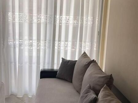 🏢Prokuroria e Tiranes,prane Kmy-s  jepet me qera apartament 1+1,i mobiluar 550Euro