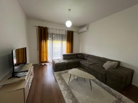 Apartament 1+1+Post Parkimi për Qera,