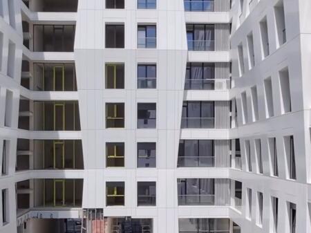 Shitet apartament 2+1 rezidenca porcelan  