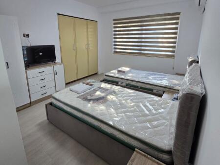 Jepet me qera garsoniere tek Piazza prane Sheshit Skenderbej