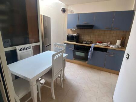APARTAMENT 3+1+2 ME QIRA BRRYLI 550 EURO