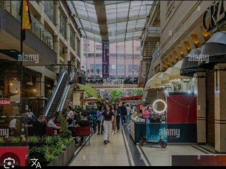 Shitet post parkimi ne qender