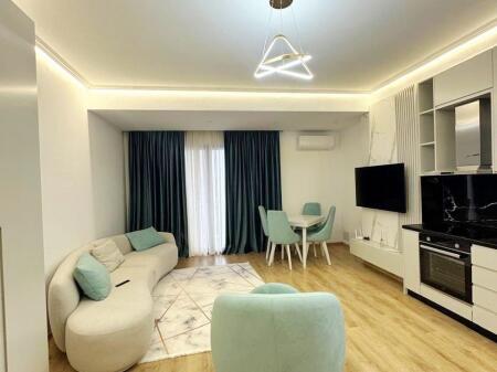 Farmacia 10, Vicino alla strada di Dibra  Vendiamo un super appartamento 1+1.