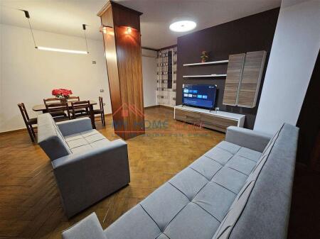 Apartament 3+1 me Qera Zogu i Zi Tirane